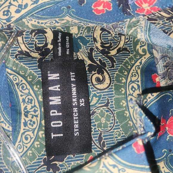 TOPMAN LONG SLEEVE BUTTON DOWN SHIRT - Picture 4 of 8